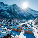 Resort Swisspeak By Pierre & Premium