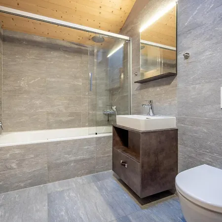 Swisspeak By Pierre & Premium Resort Zinal